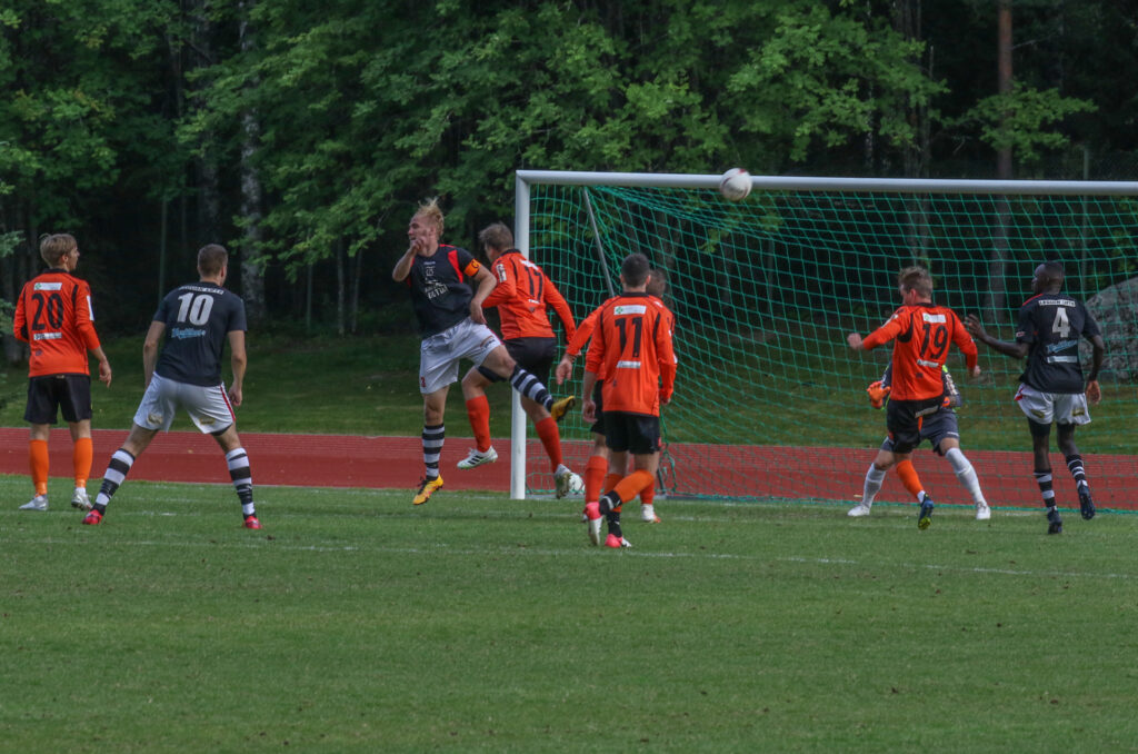 Loiske - Ilves-Kissat 0-3 Puustinen